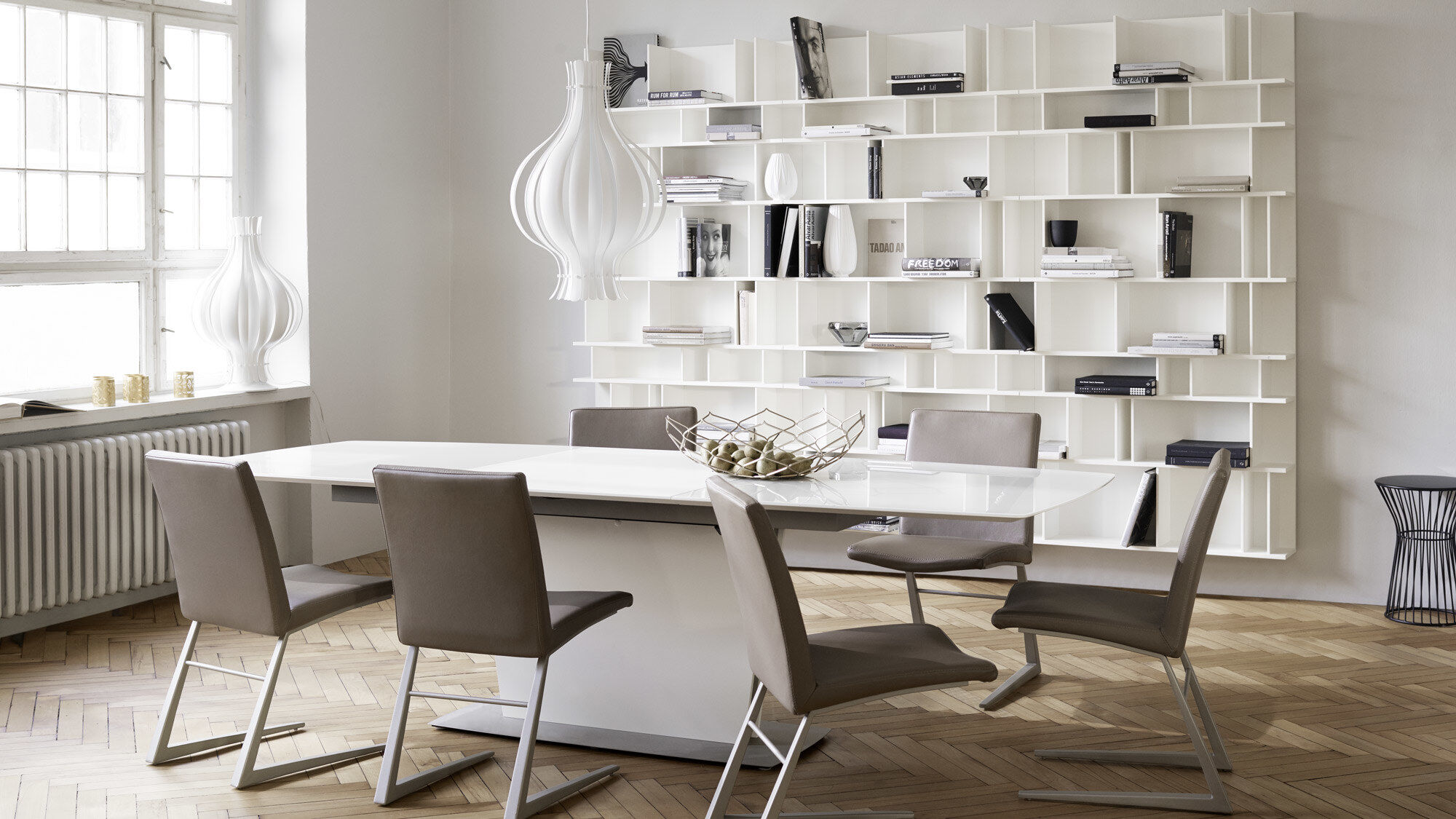 Milano white dining table